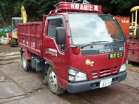 3tダンプ車